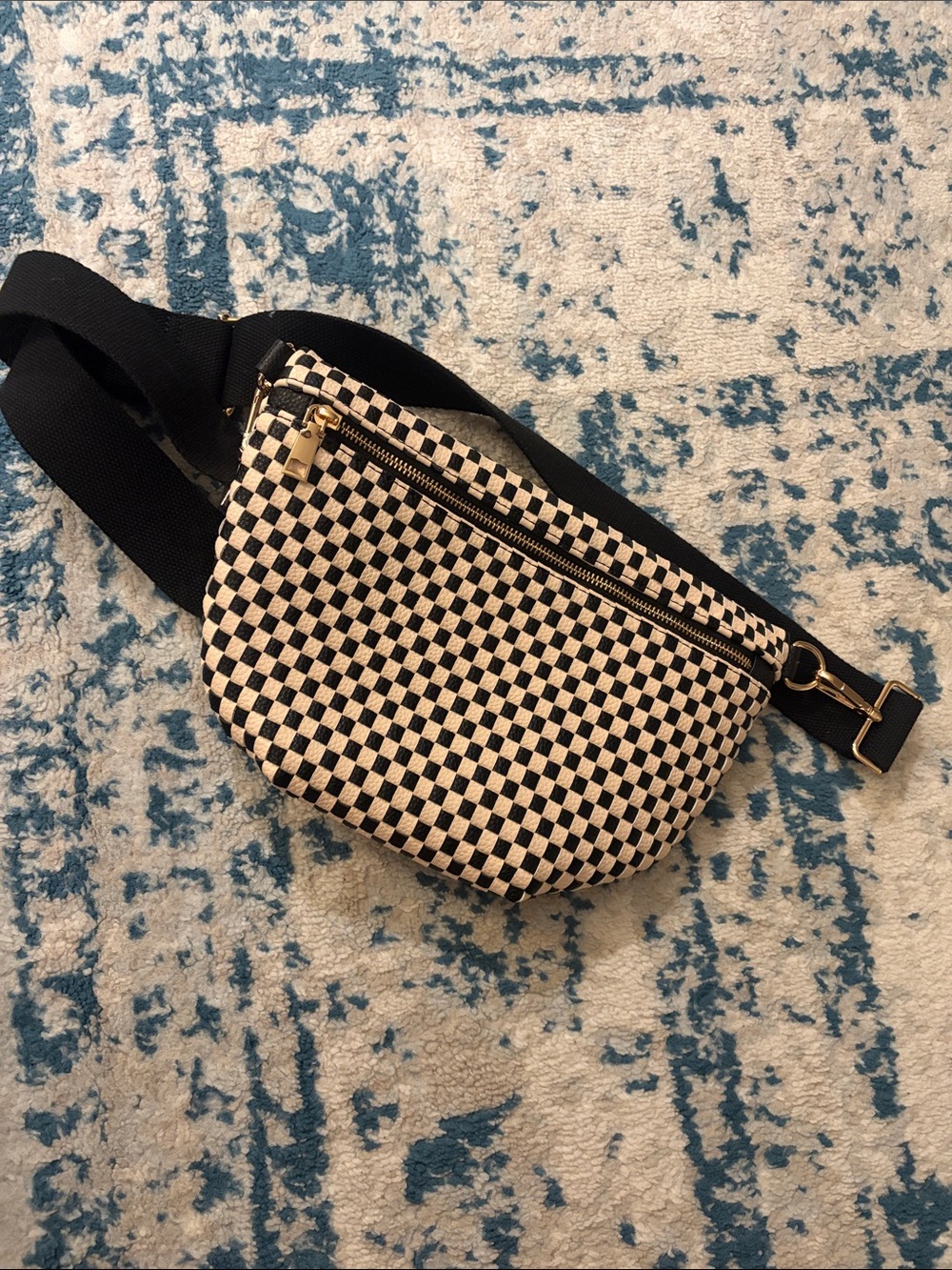 Pretty Simple Woven Belt Bag